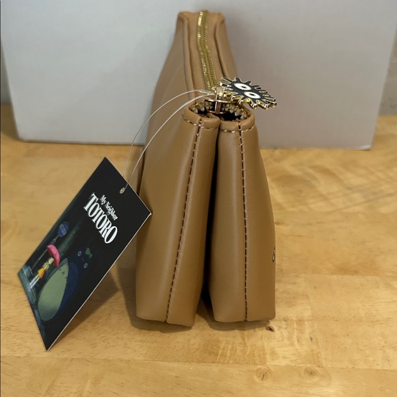 Studio Ghibli My Neighbor Totoro Soot Sprites Small Makeup Bag - Picture 15 of 16